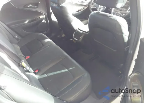 2017 Chevrolet Malibu Premier z USA, uszkodzony, nr VIN 1G1ZH5SX1HF155083